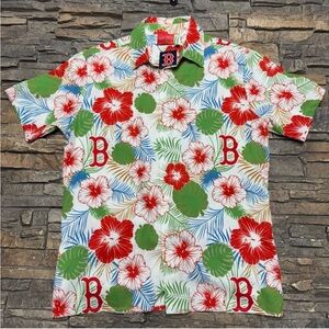 NWT Boston Red Sox Hawaiian Print Shirt Men's Large Button Down Short Sleeve NEW